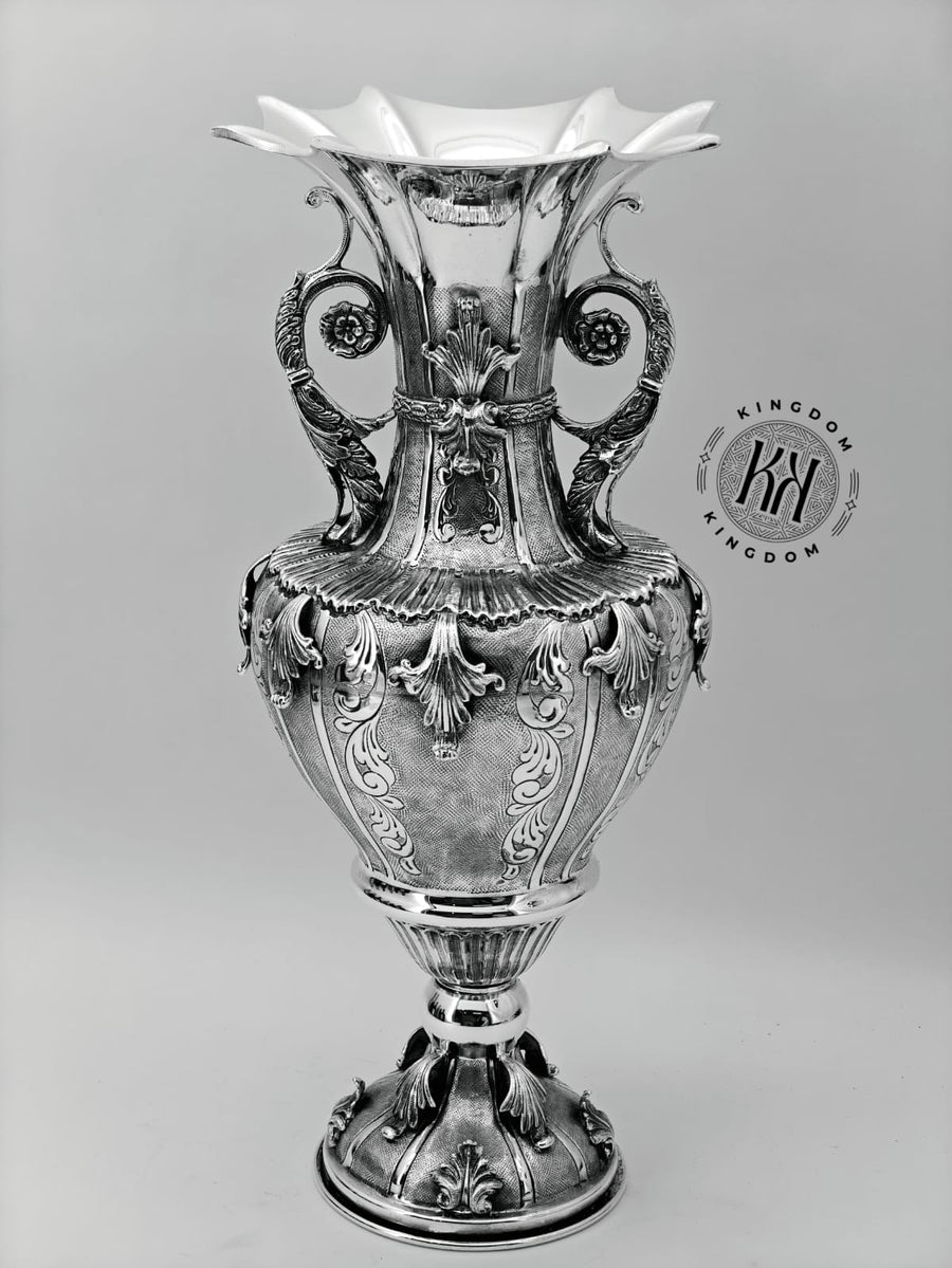 Avi Vase #2 Av-710